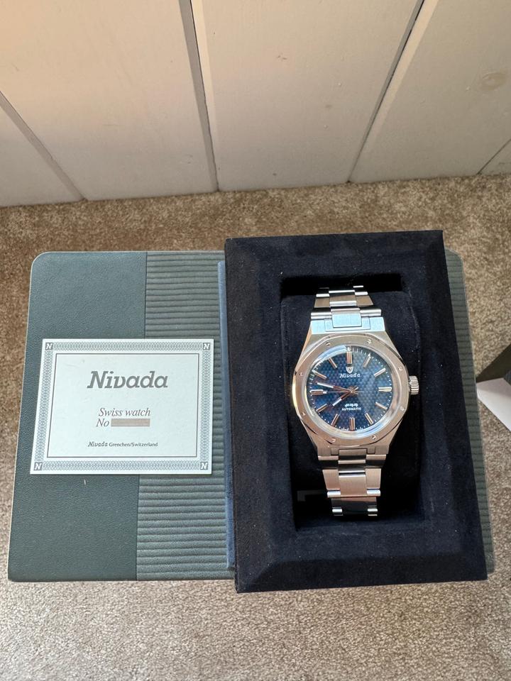 Nivada 69001A77
