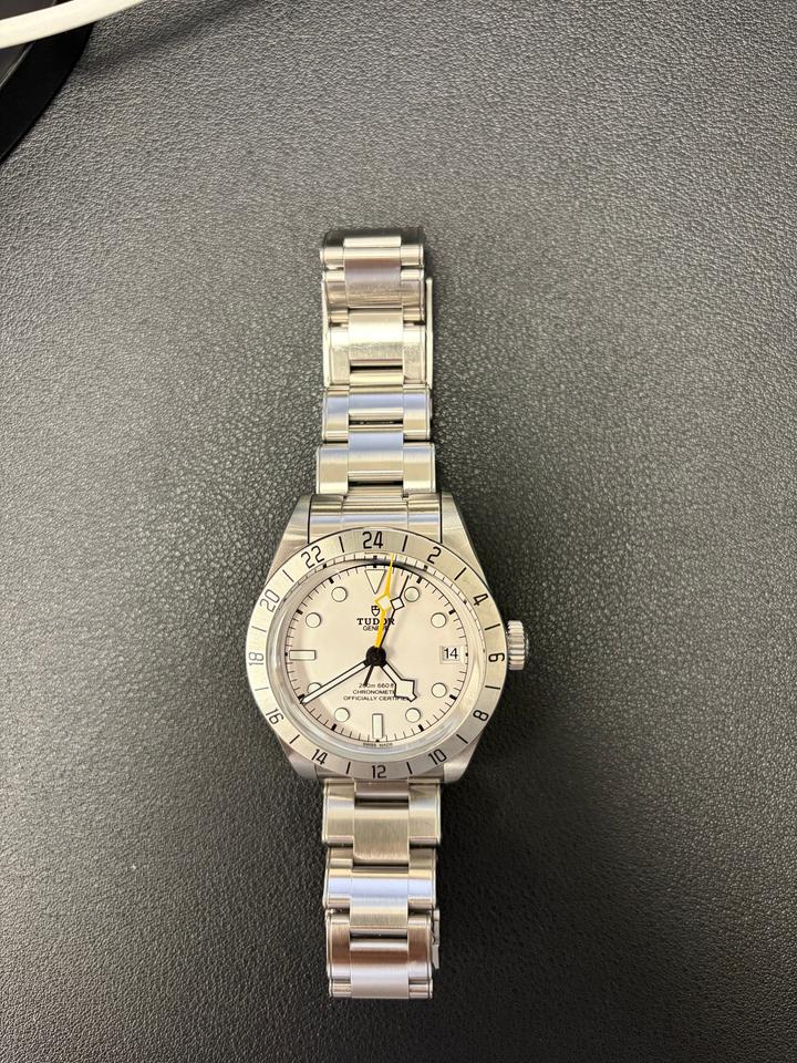 Tudor Black Bay Pro M79470-0004