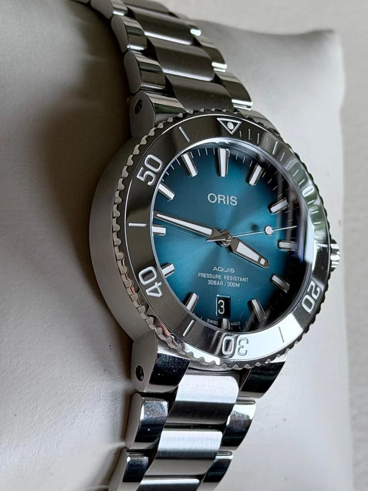 Oris Aquis 01 733 7732 4155-07 8 21 05PEB
