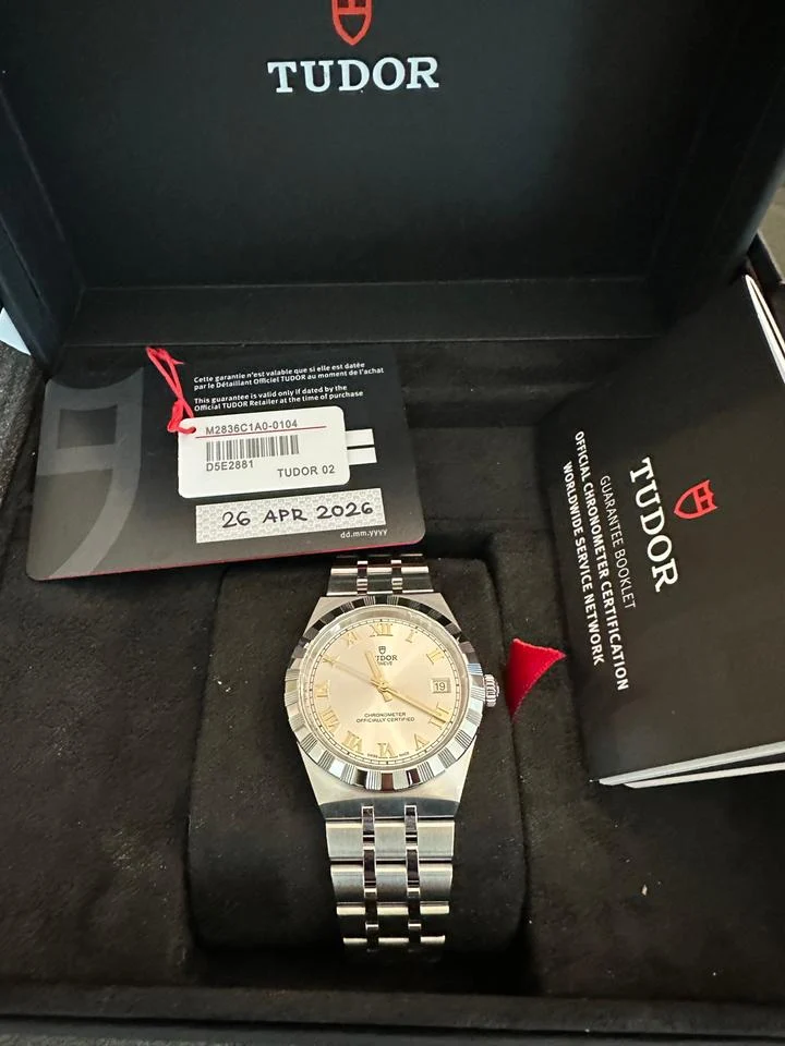 Tudor Royal M2836C1A0-0104