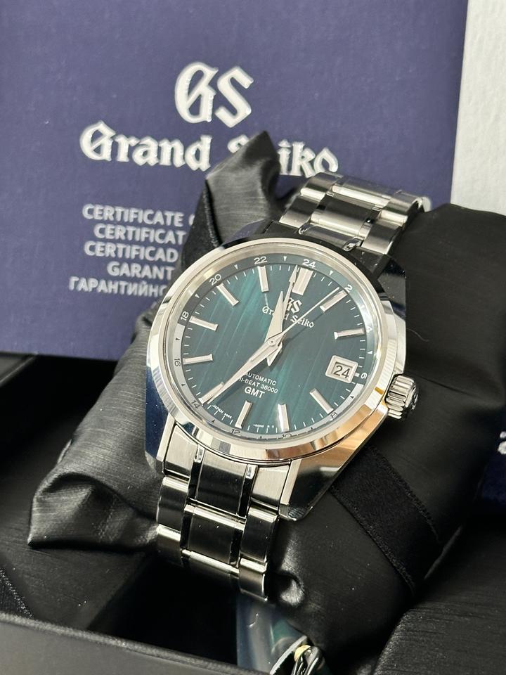 Grand Seiko Heritage Collection SBGJ241