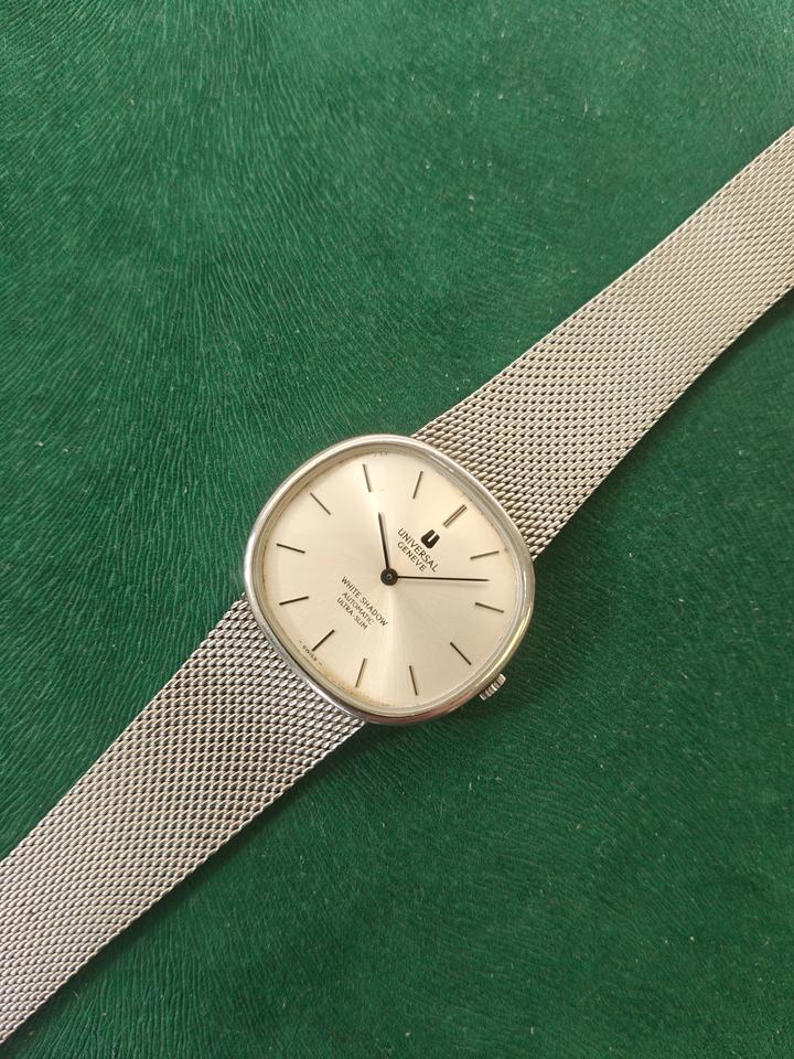 Universal Genève White Shadow 866050