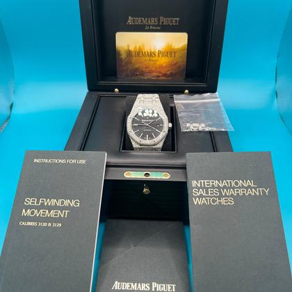 Audemars Piguet Royal Oak 15400ST
