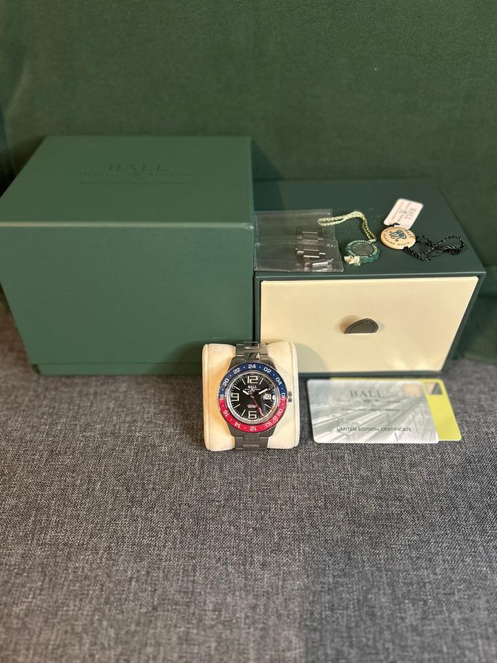 Ball Engineer III DG3028C-S1CJ-BK