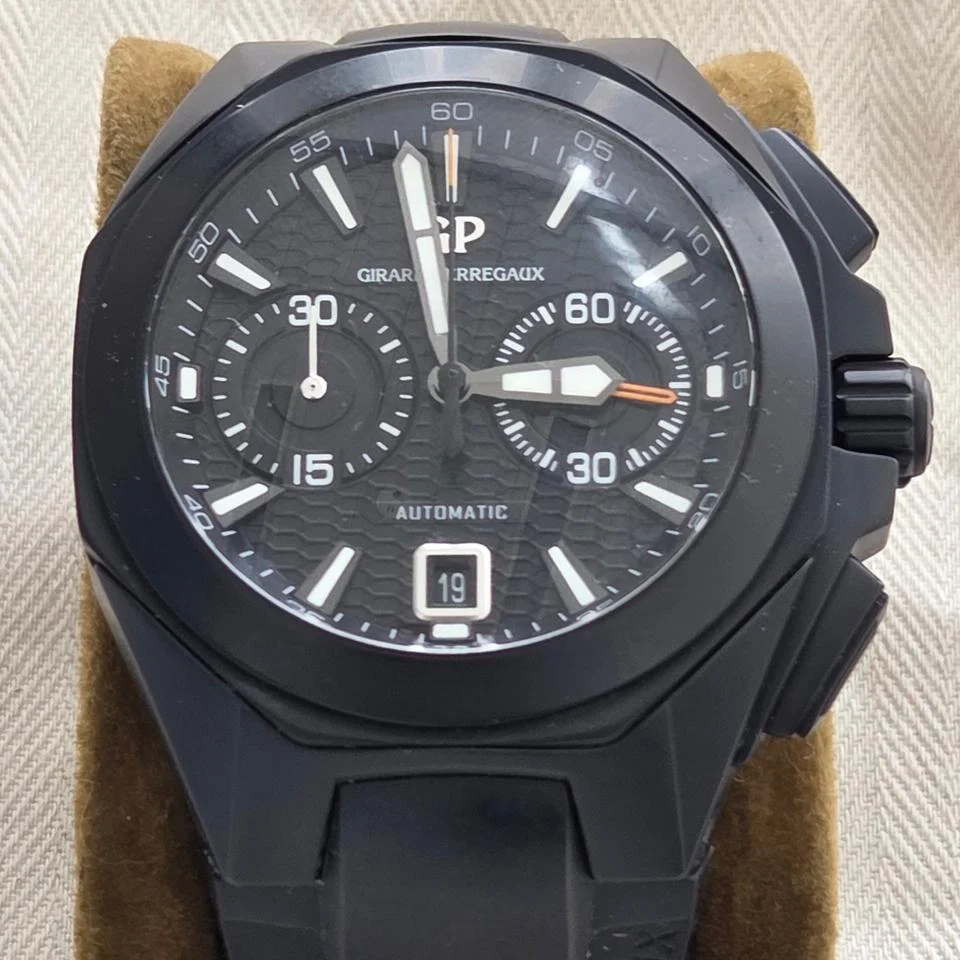 Girard Perregaux Chrono Hawk 49970-32-631-FK6A
